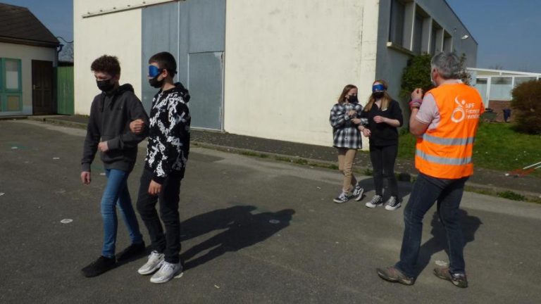 Consultation voyance à Amiens : Quels sont les voyants de confiance ?