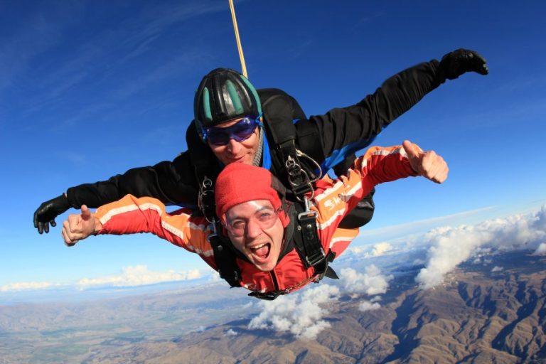 Décryptage du rêve de parachute : interprétations et significations